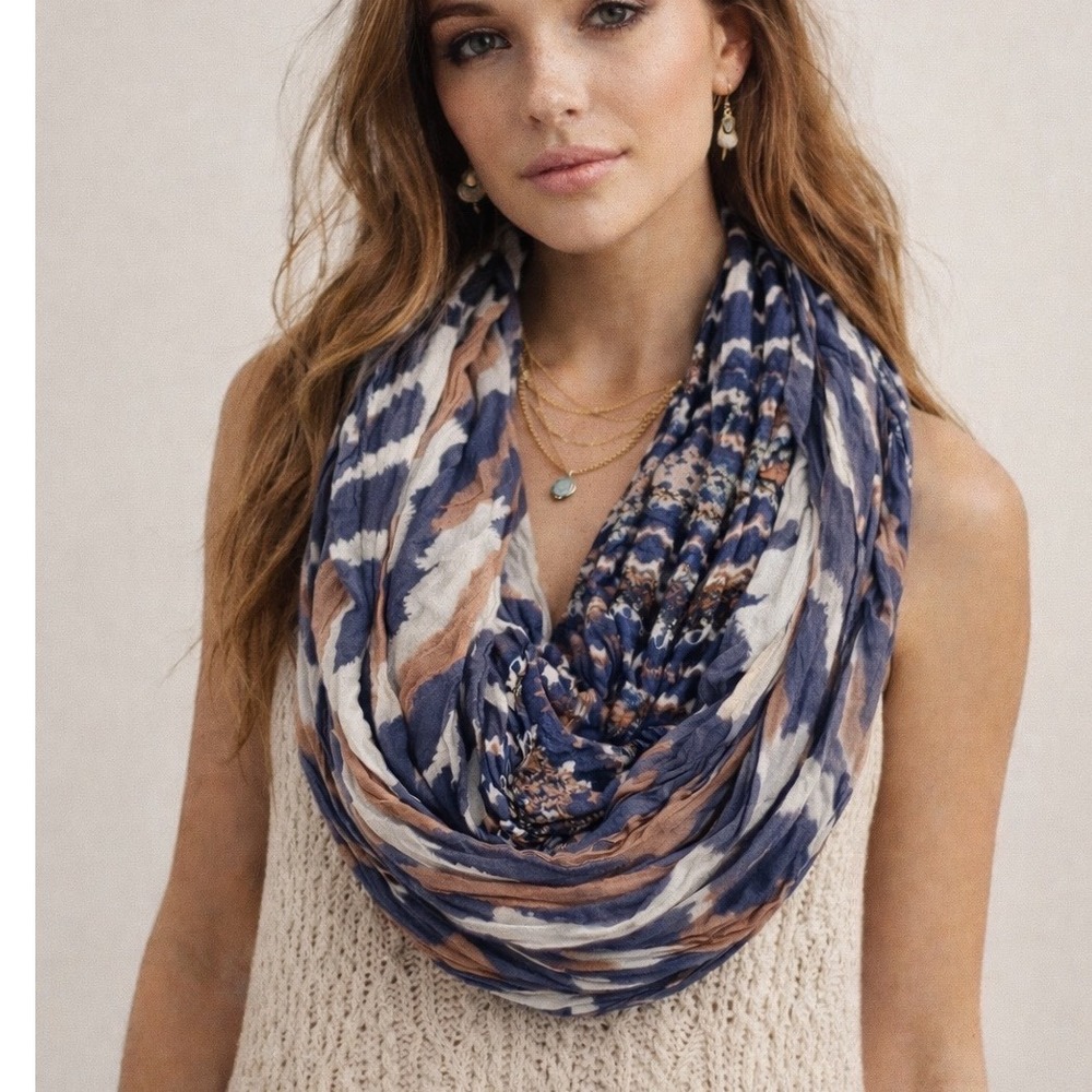 Lulla Collection by‎ Bindya Infinity Scarf Blue Grey Abstract Geometric Boho